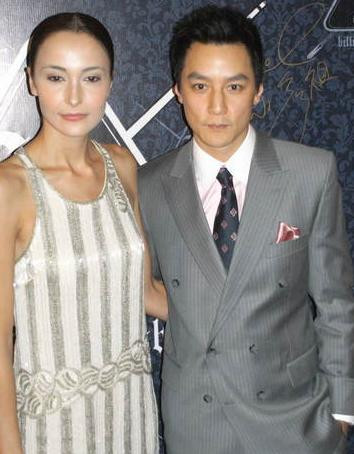 男艺人爱洋妞：细数华人男星的外籍妻