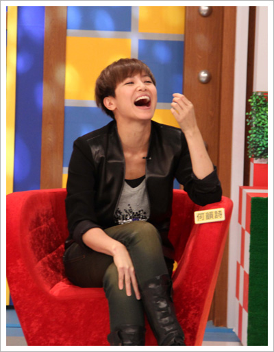 何韵诗向苏打绿借种受孕 替余文乐承认恋情