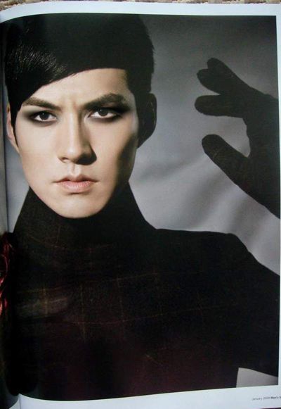 黄晓明木村拓哉 中外男明星烟熏妆PK谁更妖艳