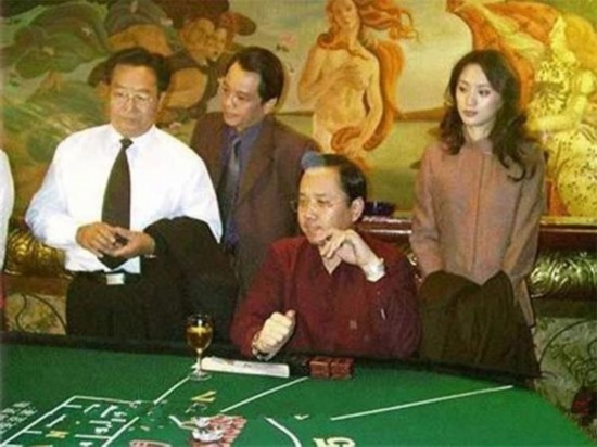 网友全方位揭密澳门赌场(图)