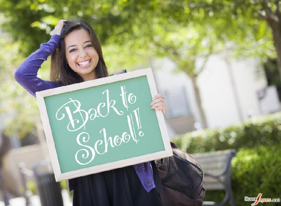 开学季各国独特校园文化:美国旅游 日本抢人