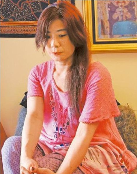 台湾女记者卧底英国妓院 受尽凌辱