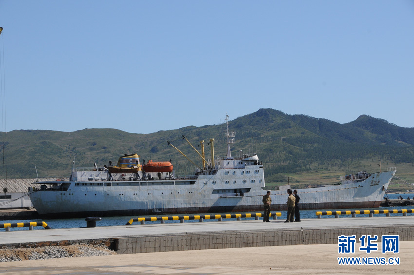 记者乘朝鲜火车 实拍当地民众日常生活