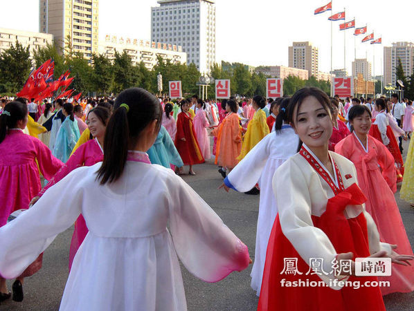 揭秘朝鲜女性真实时尚生活