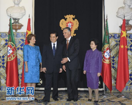 组图：胡锦涛同葡萄牙总统举行会谈