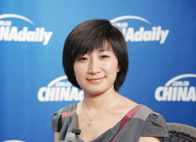 外交讲坛美女主持