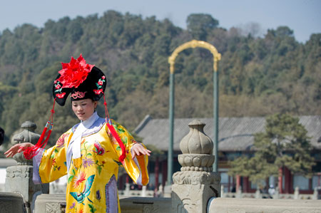 China may surpass Japan in tourism stakes