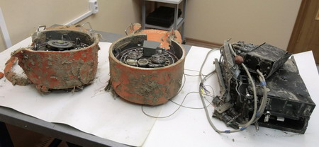 Black boxes in Polish crash reveal pilots warned