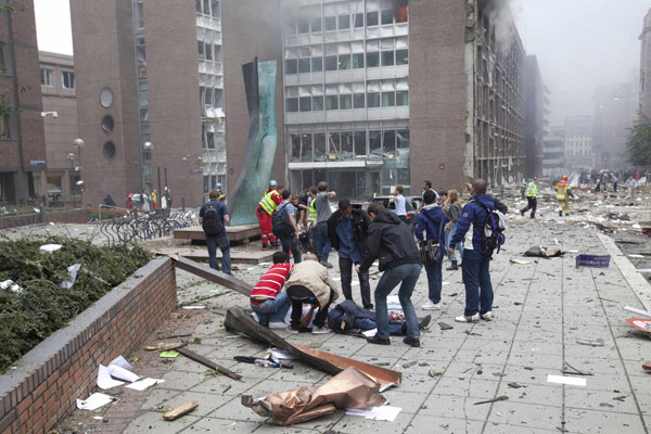 Bomb kills 7 in Oslo, several dead in shooting