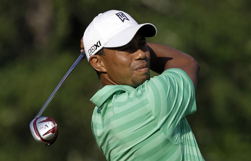 Tiger, Mickelson both miss the cut