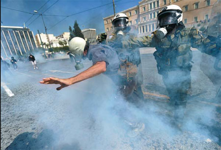 Greek clashes erupt