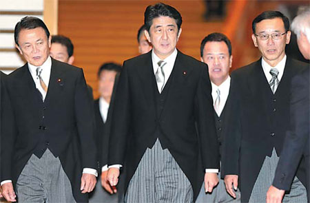 Abe returns as Japan's leader