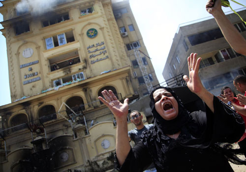 Army imposes deadline to end Egypt crisis
