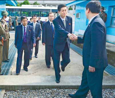 ROK, DPRK discuss reunions