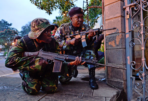 Kenyan police kill 2 terrorists in siege