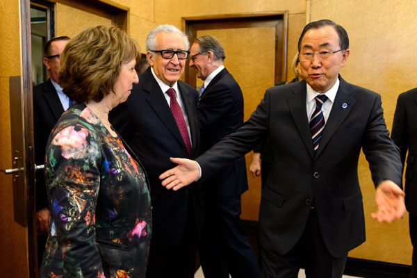 Un Secretary General Ban Ki Moon Right Gestures Next To Un Arab League Envoy For Syria Lakhdar