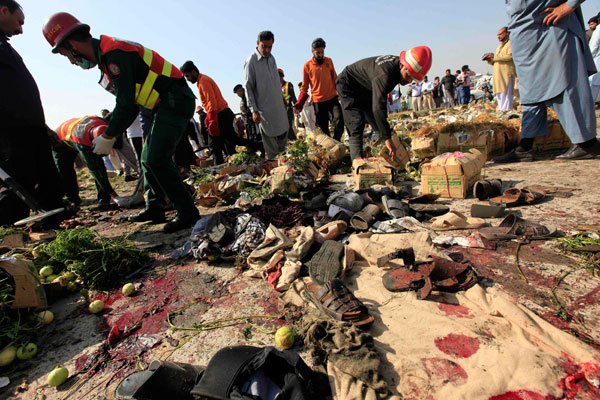 Blast in Pakistan market kills 23 amid Taliban peace talks
