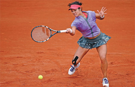 Youngster stuns Li Na in first round