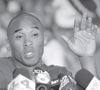 Kobe approves of Lakers' moves