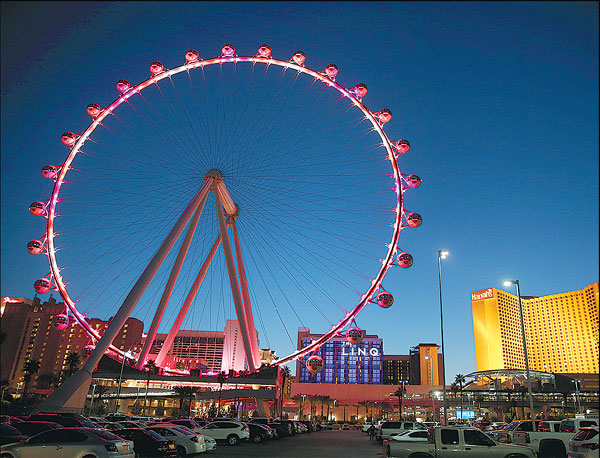 Visit to Las Vegas now more than a mere roll o