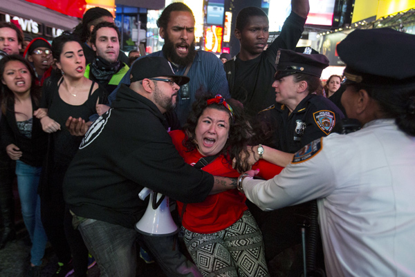 Baltimore death sparks protests in New York, Boston