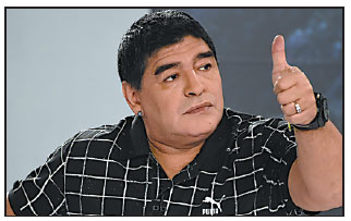 Maradona's past haunts bid for FIFA presidency
