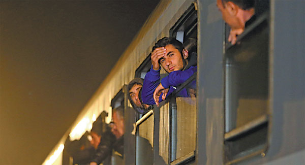 Merkel heads to Turkey in bid to fix Europe's refugee crisis