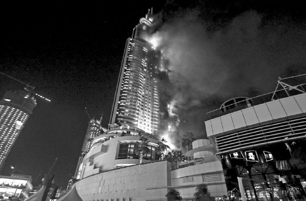 Fire engulfs Dubai skyscraper