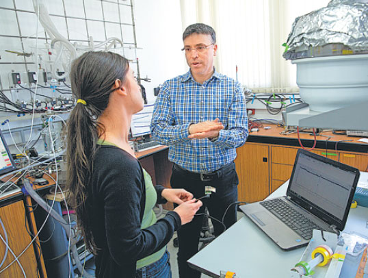 Arab-Israeli tech professor breaks barriers