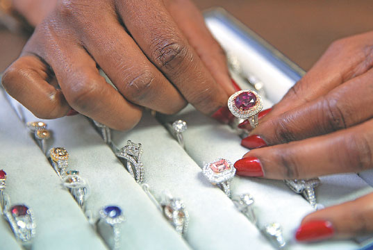 Nigerian woman shines in diamond trade dominated by men