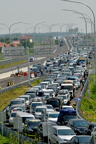 Heavy Traffic Congestion At A Major Highway Junction On