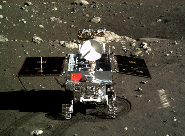 image of lunar rover yutu taken by chang e3 china s first lunar lander