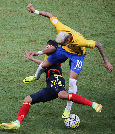Neymar scores as Brazil marches on