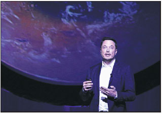 Musk envisions ships flying en masse to Mars