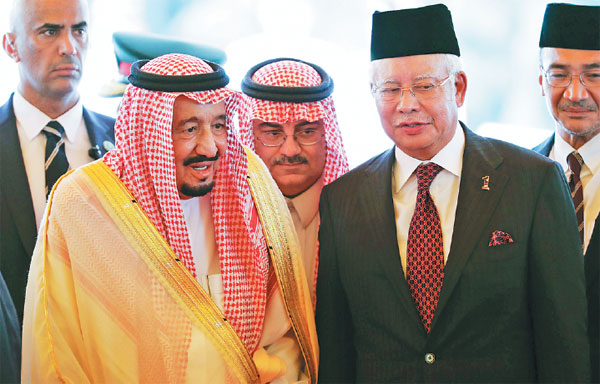 Malaysia rolls out red carpet for Saudi king