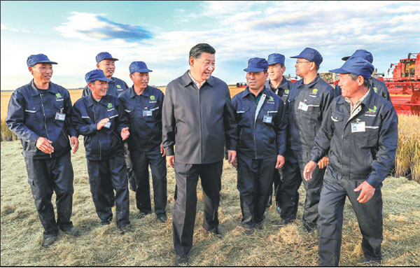 Xi stresses nation's self-reliance