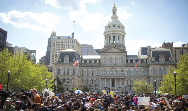 Baltimore curfew lifted two days after 6 police officers charged in man's death