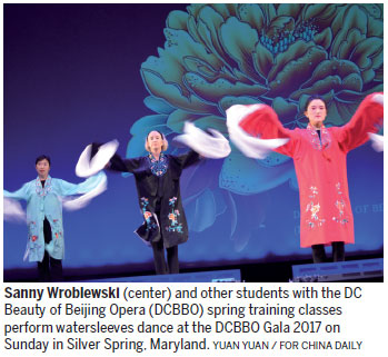 Peking Opera breaking barriers as it thrills fans