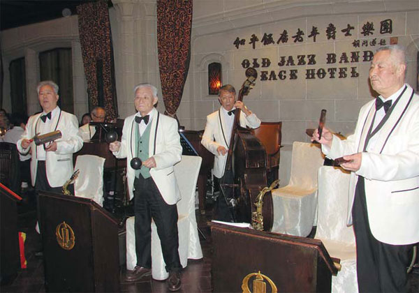 Jazz band keeps old Shanghai alive