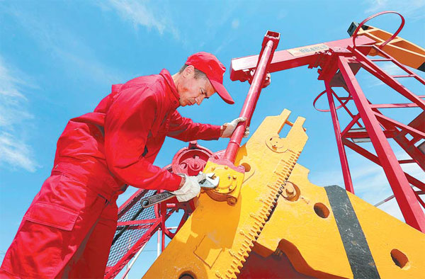 CNPC opens oilfields to private firms