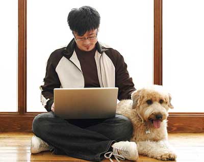 电脑取代宠物狗 成为人类最好朋友-英语点津