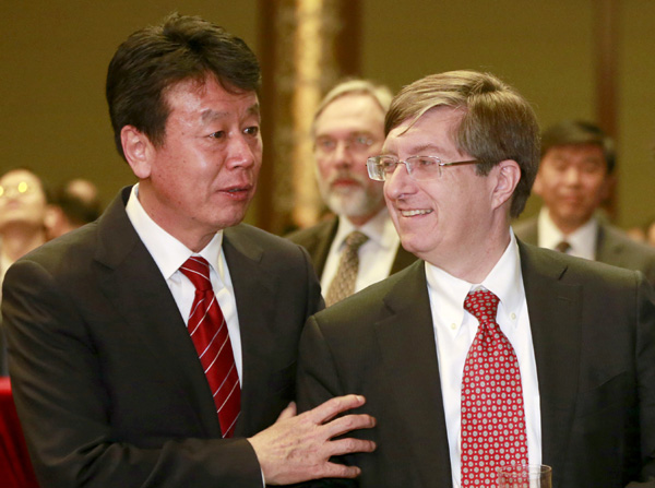 China welcomes more foreign experts