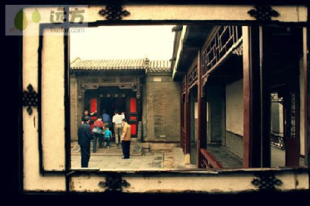 Take a Chinese New Year painting home at Yangliuqing
