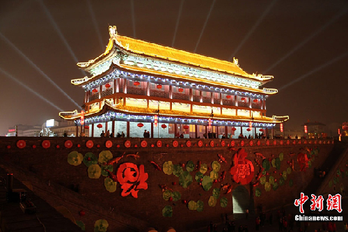 Lanterns illuminate Chinese Spring Festival