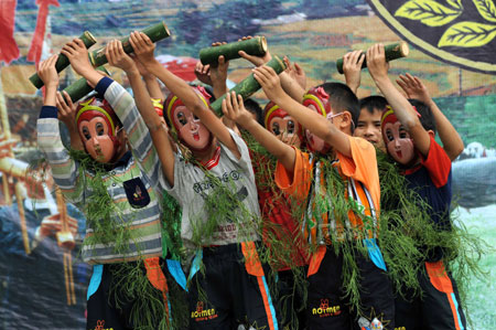 Shui people celebrate traditional duan festival