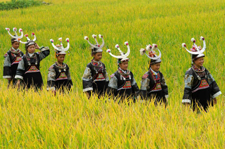 Shui people celebrate traditional duan festival