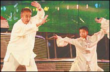 'Space walkers' thrill athletes