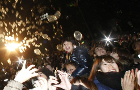 World says hello to 2009