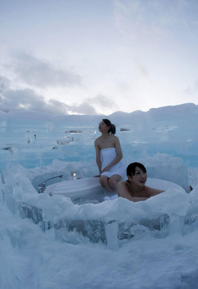 Snow Resort: Alpha Resort-Tomamu's ice village in Japan