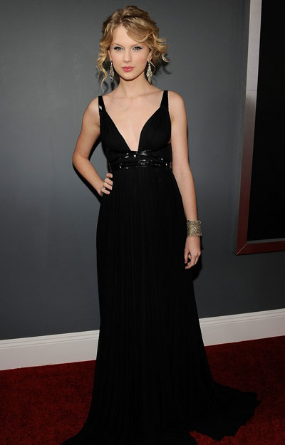 Grammys' red carpet fashion sparkles to perfection